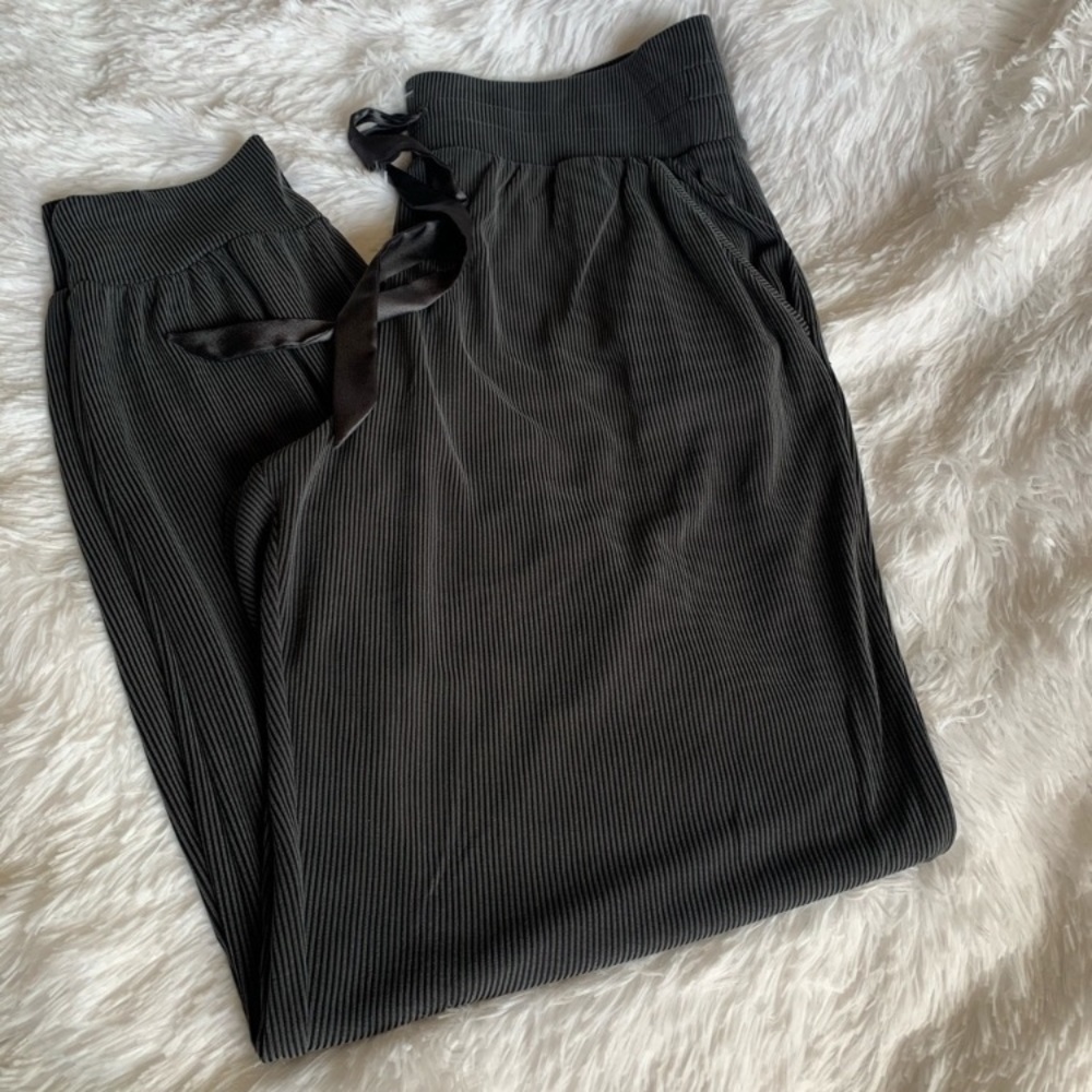 Ribbed joggers